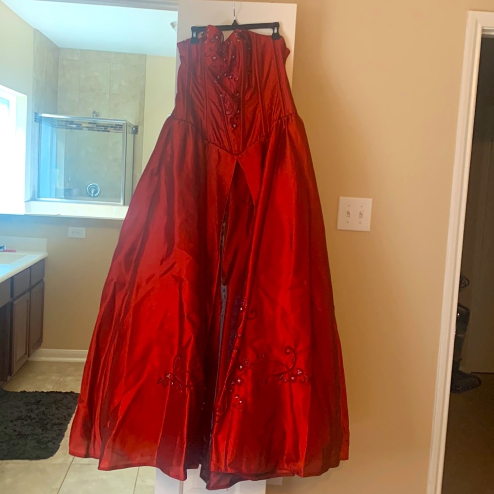Red formal dress only worn once